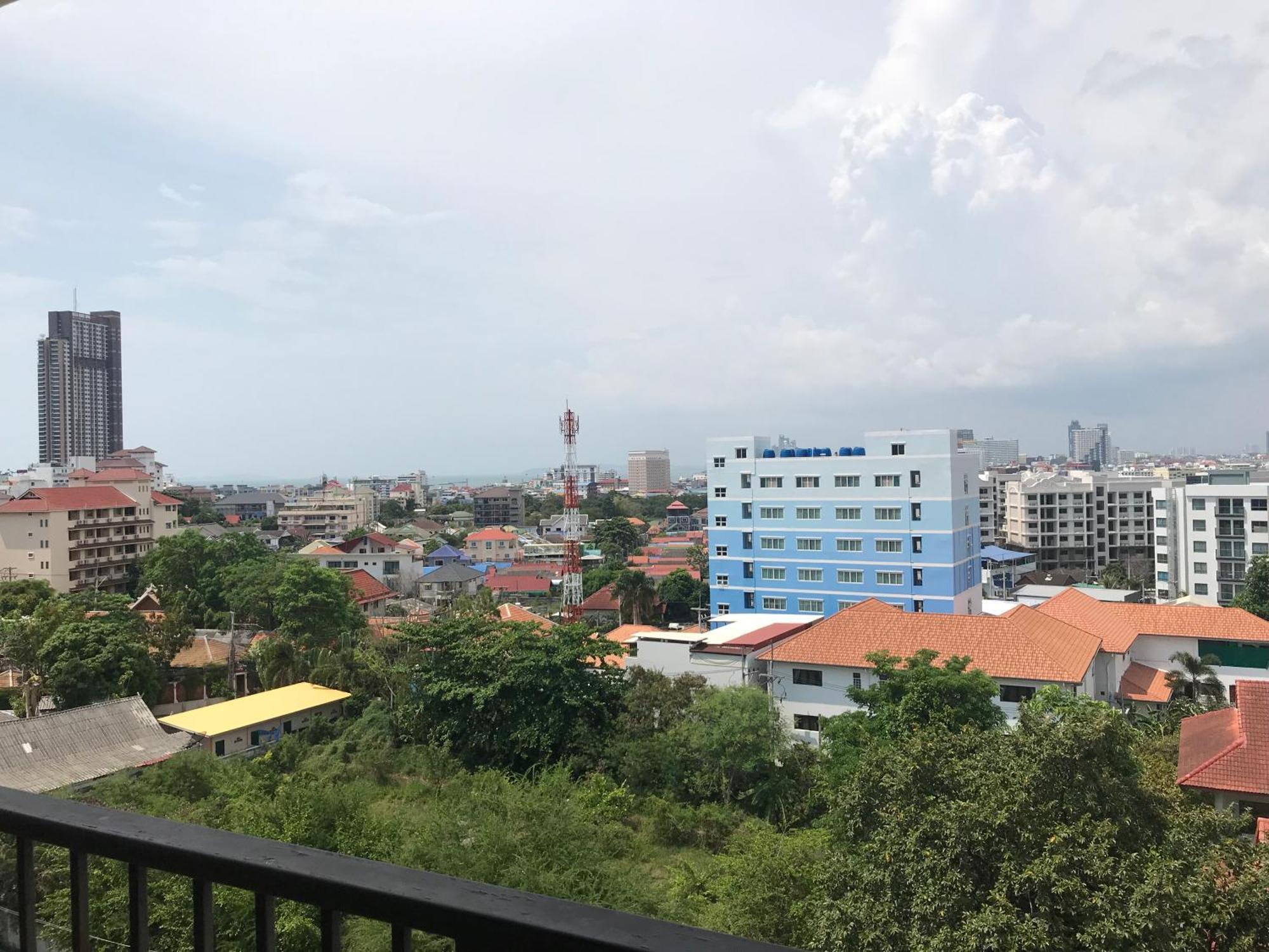 Diamond Suite Pattaya Exterior foto