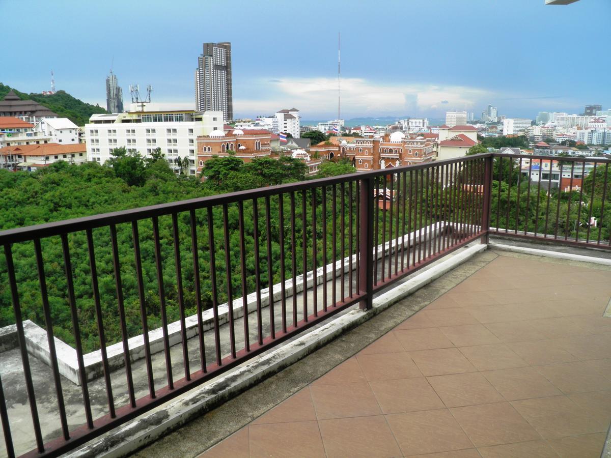Diamond Suite Pattaya Exterior foto